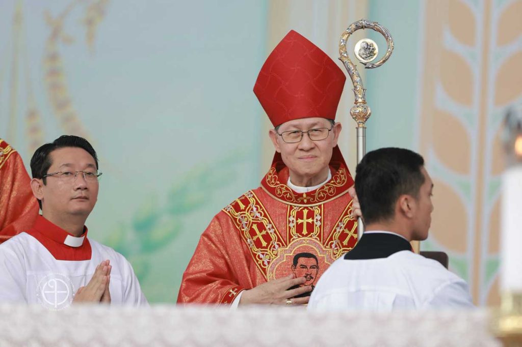 Cardinal tagle in Vietna, credit to Tổng Giáo Phận Sài Gòn